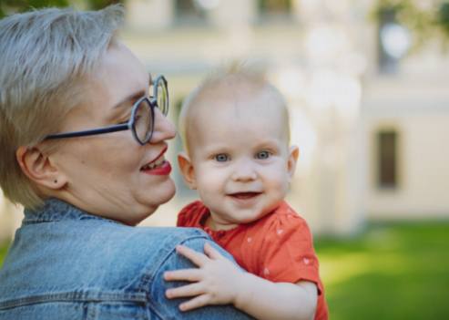 Sprogmilepæle Babytegnsprog Kan Hjælpe Baby Opnå